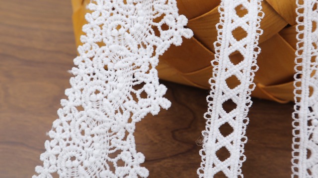 Amazon.com: ZNZAKKA Venice Lace Trim White Lace Ribbon Sewing